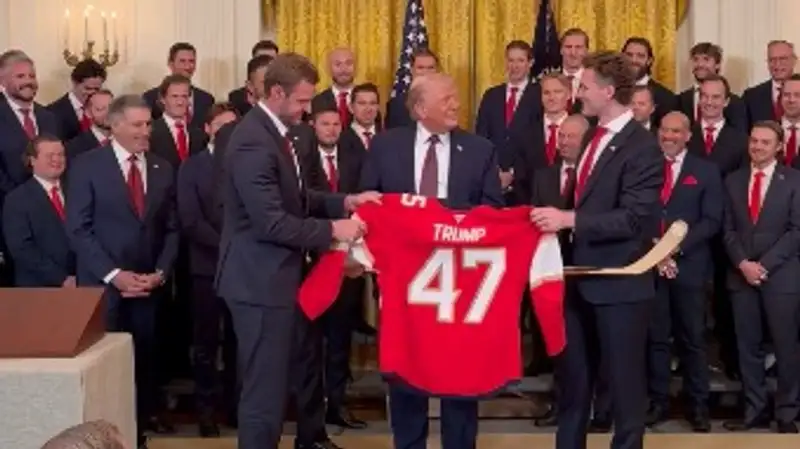 Дональд Трамп 