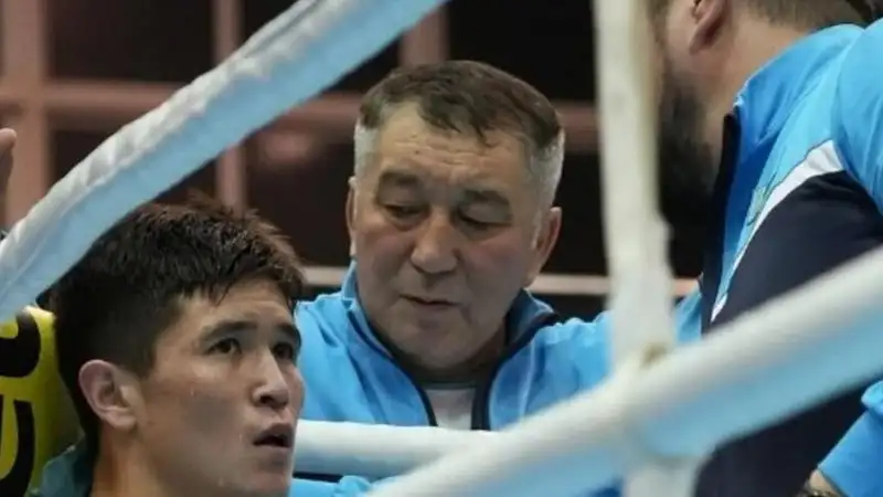 Уволенного со скандалом топ-тренера сборной Казахстана по боксу позвали работать в другую страну