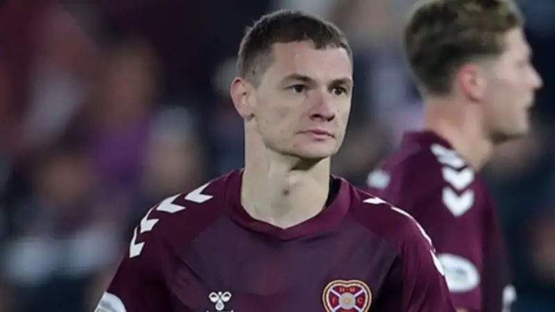 Ислам Чесноков дебютировал за "Хартс"