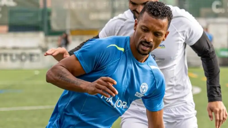 Подробности контракта Нани