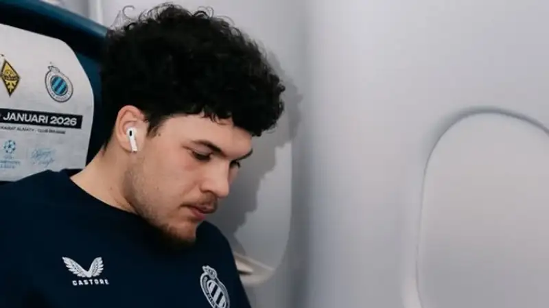 Рейс "Брюгге" задержали