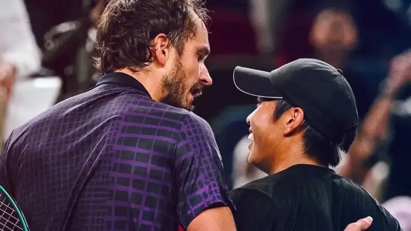 Победитель Almaty Open прокомментировал разгромное поражение от Тиена на AO-2026