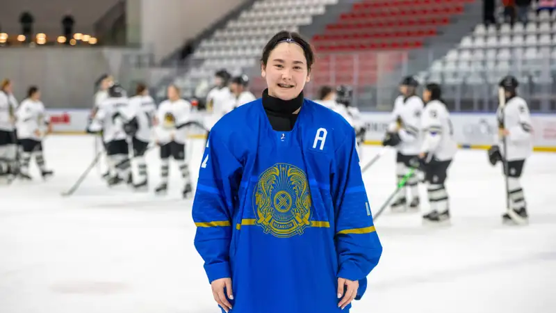 Казахстанская хоккеистка признана лучшей на чемпионате мира