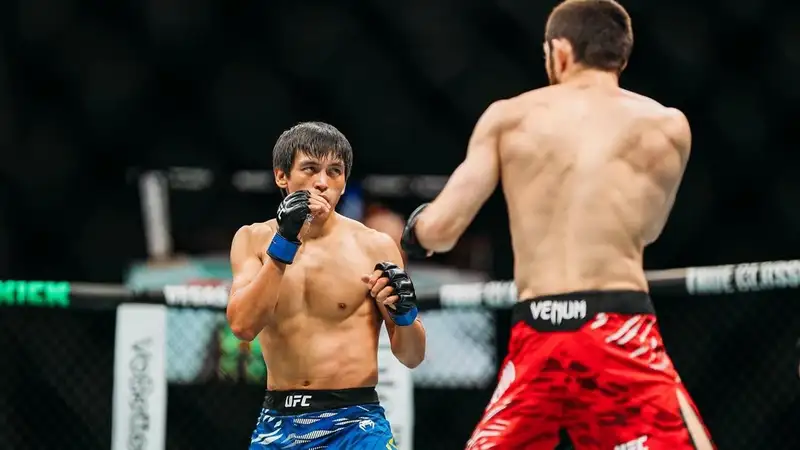 "Шансов у него было немного": в Казахстане прокомментировали увольнение Максума из UFC