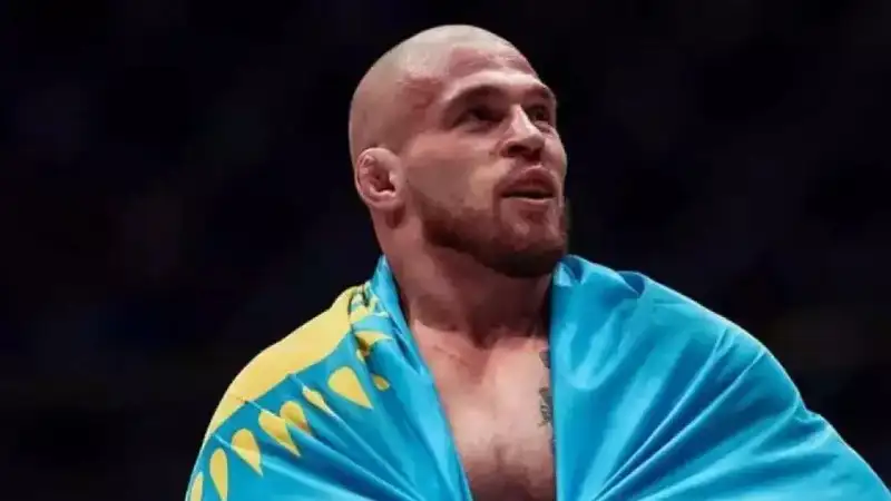 Бой между Резниковым и Сулумовым отменён, казахстанцу ищут нового соперника