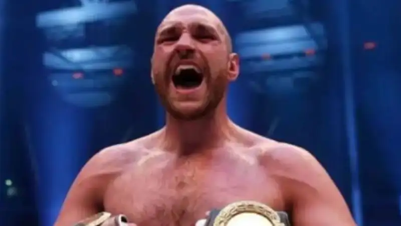 Скажите королю: Фьюри оставил послание Усику