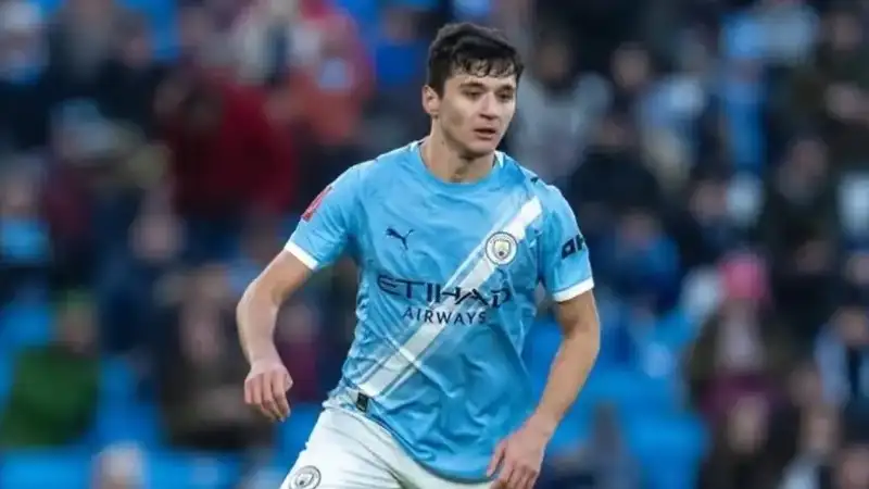 Абдукодир Хусанов