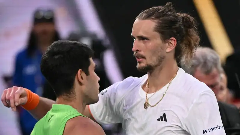 Видеообзор эпичной битвы Алькараса и Зверева в полуфинале Australian Open