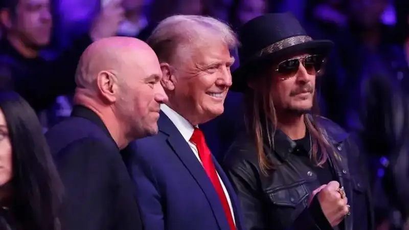 Перед Белым домом построят арену для турнира UFC