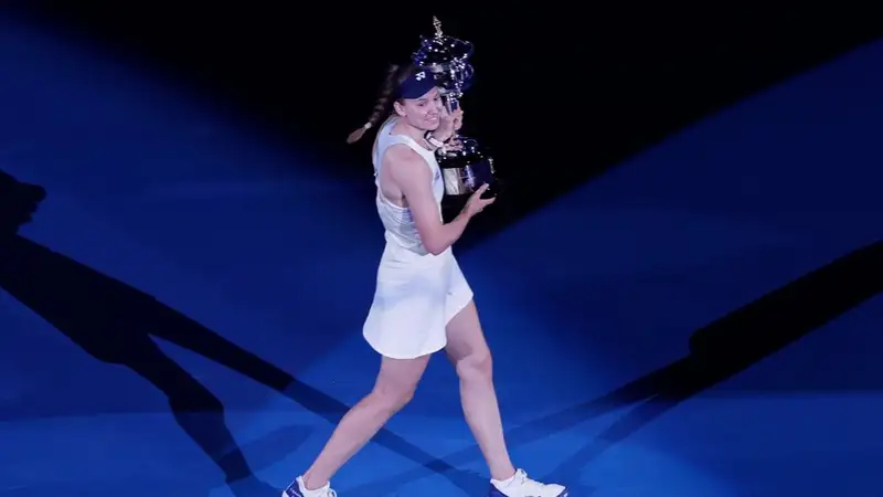 Елена Рыбакина