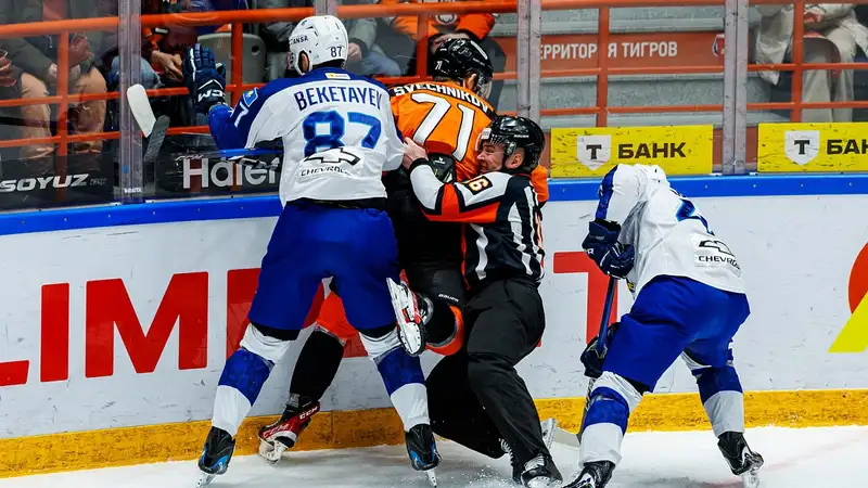 "Барыс" опубликовал признание перед повторной игрой с "Амуром" в КХЛ