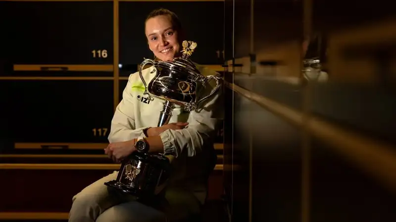 Елена Рыбакина