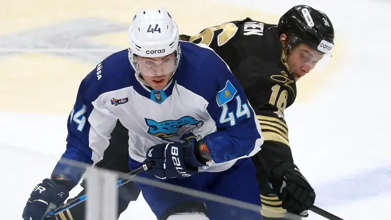 Как "Барыс" разгромил "Адмирал" в гостях: видео