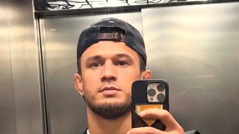 Усман Нурмагомедов назвал себя лучшим легковесом мира