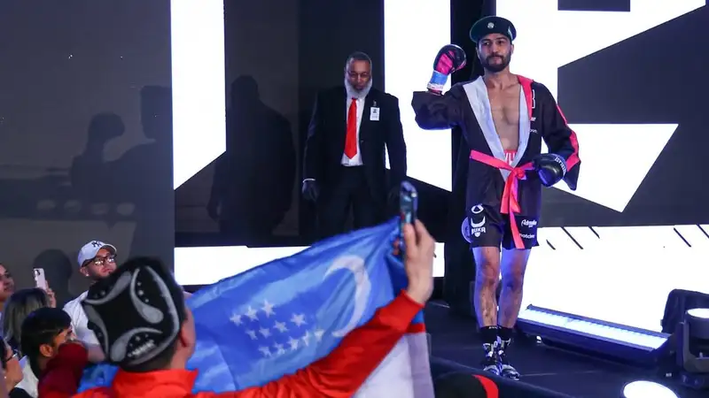 Шахрам Гиясов