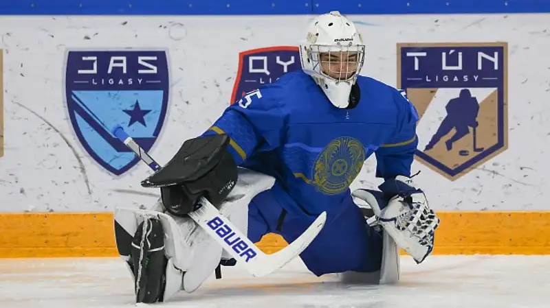 Юный казахстанец стал MVP международного турнира по хоккею