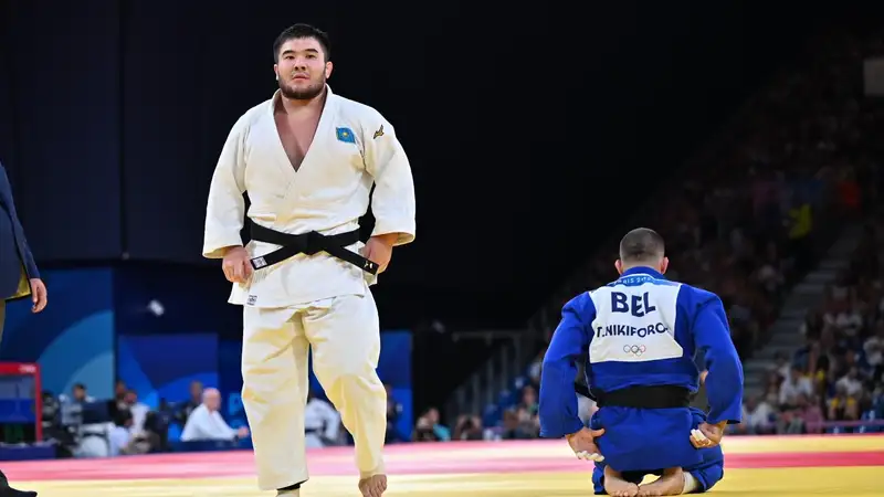 Казахстанец был "уничтожен" звездой мирового дзюдо на крупном турнире в Париже