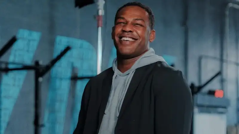 Тренер Ислама  Махачева сомневается в величии Джона Джонса