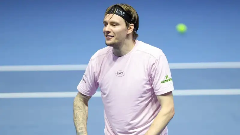 Александр Бублик прокомментировал выход во второй круг турнира в Роттердаме