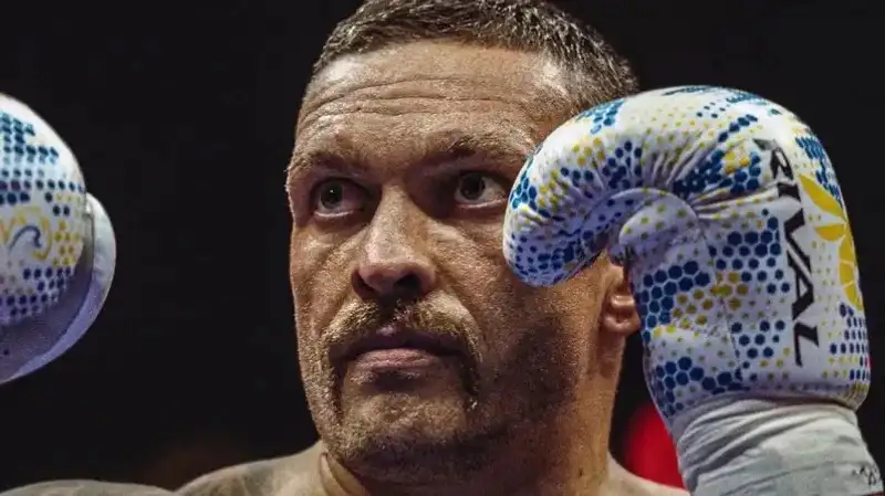 Александр Усик 