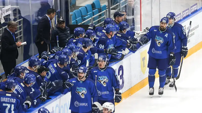 Стало известно, кто из хоккеистов пропустит матч КХЛ "Барыс" – СКА