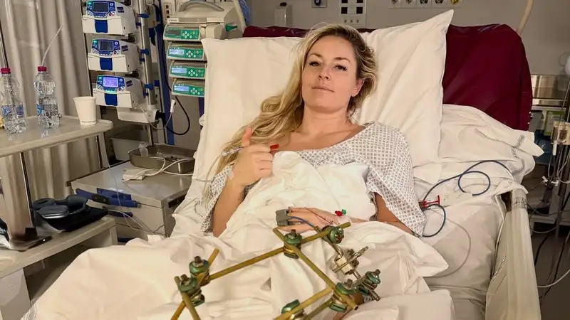 Легендарная горнолыжница перенесла третью операцию после падения на Олимпиаде-2026