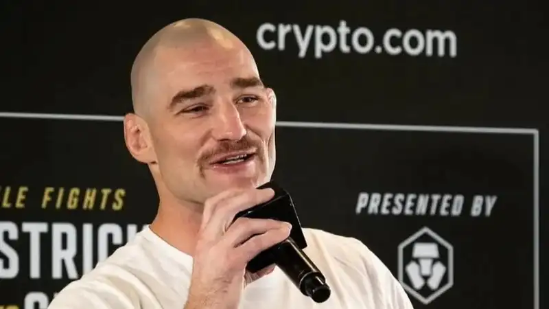 Экс-чемпион UFC рассказал, когда завершит карьеру в ММА