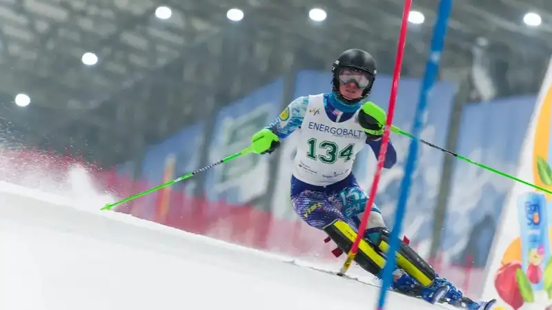 Казахстанский горнолыжник уступил сопернику из Узбекистана на зимней Олимпиаде