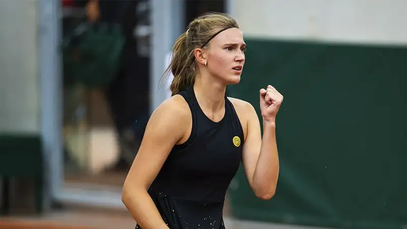 "Хотелось бы играть как Рыбакина": российская теннисистка раскрыла отношение к казахстанке