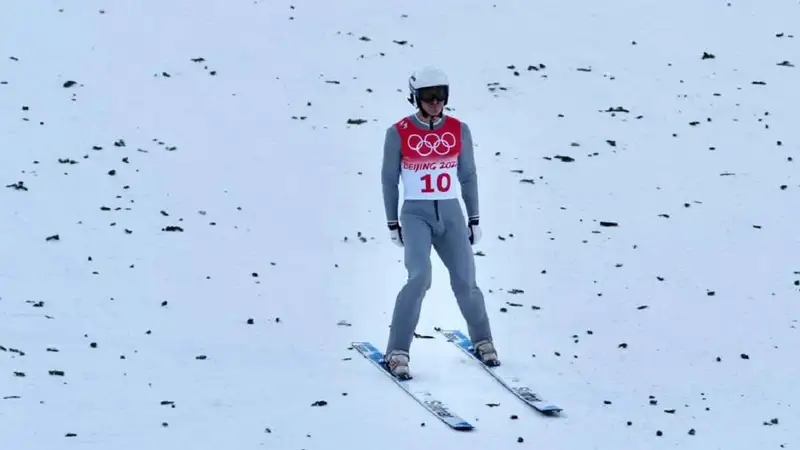 Казахстанский двоеборец стал предпоследним после первого вида программы на ОИ