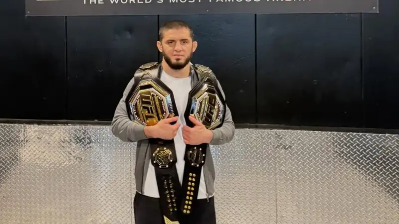 Ислам Махачев