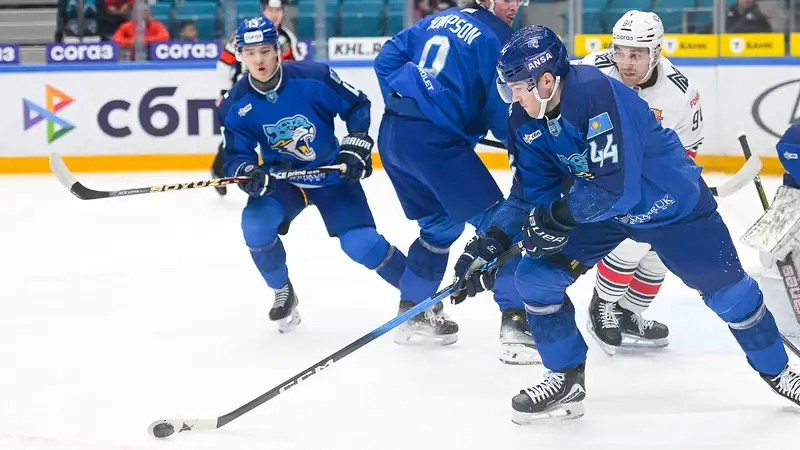 Как выглядит турнирная таблица КХЛ после того, как "Барыс" взял очко в матче с лидером