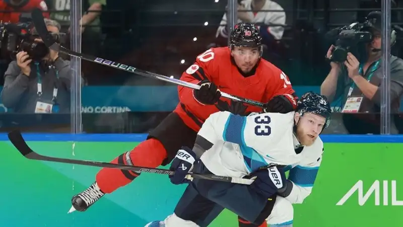 Камбэком обернулся хоккейный матч Канада - Финляндия на Олимпиаде-2026