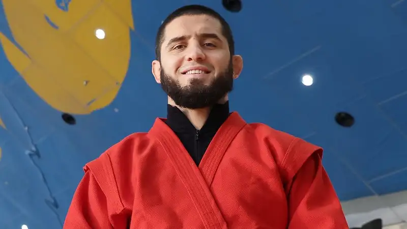 "Сломавшему" карьеру Рахмонову бойцу предрекли печальный исход в бою с Махачевым