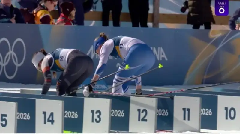 Неприятный казус произошёл с лыжницей на проходящем на ОИ масс-старте