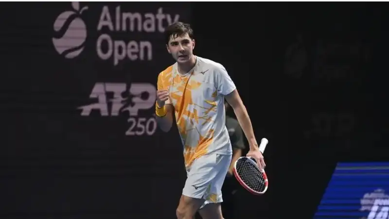 Казахстанский теннисист не смог выйти в основную сетку ATP 500 в Дубае