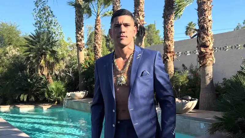 "Ему можно всё": Дана Уайт возвысил чемпиона UFC