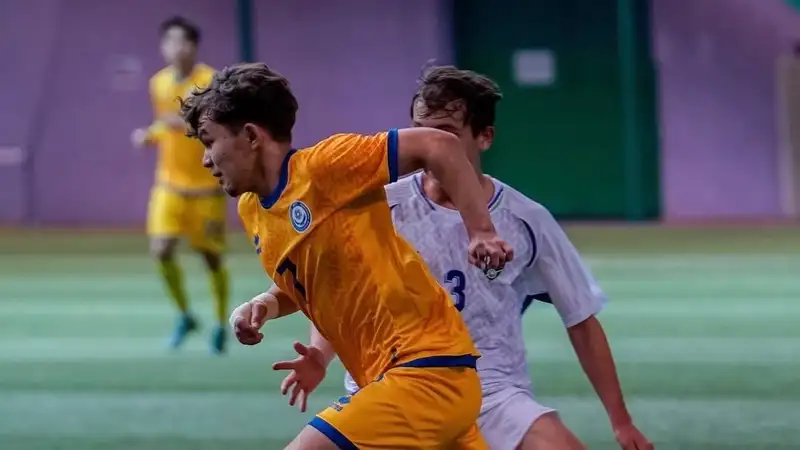Сборная Казахстана U-17 по футболу проиграла Узбекистану на престижном турнире в Беларуси