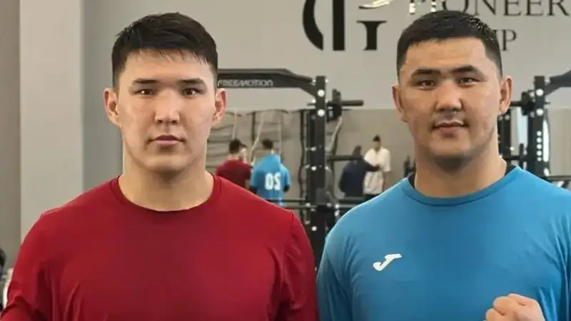 Казахстанский боксёр отказался драться с братом на "малом чемпионате мира"