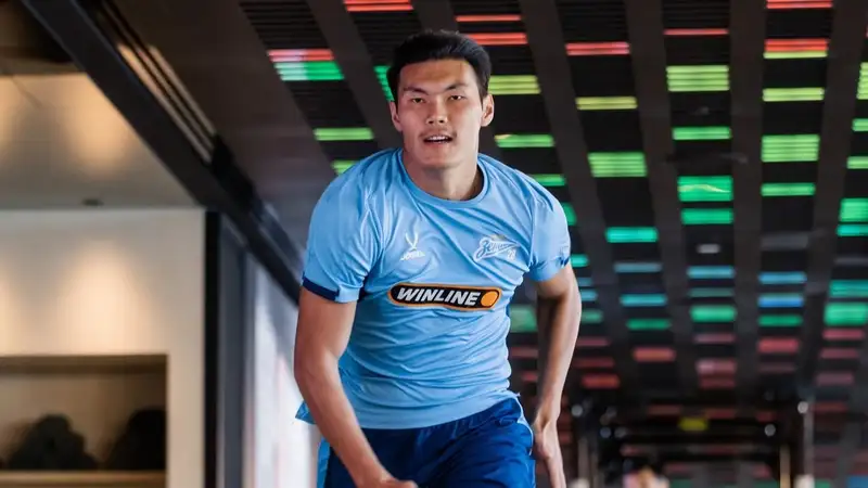 Главный тренер "Зенита" "занизил" качества Нуралы Алипа в сравнении с новичком команды