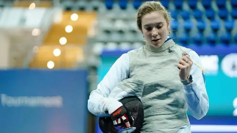 Казахстанская рапиристка завоевала "бронзу" юниорского чемпионата Азии