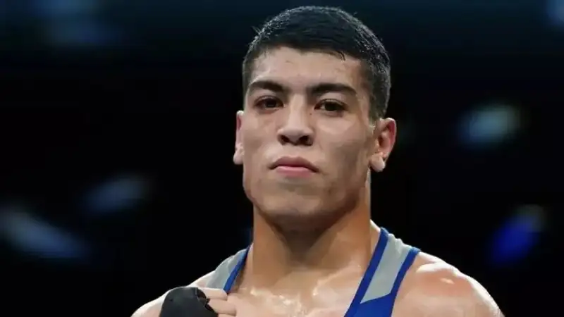 Казахстанский боксёр завоевал медаль на престижном турнире в Болгарии