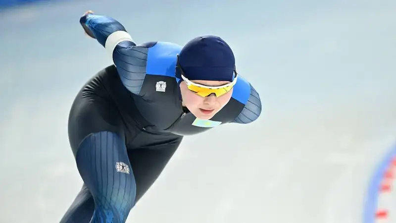 Ербол Мырзабосынов поздравил Кристину Шумекову с историческим "золотом" чемпионата мира