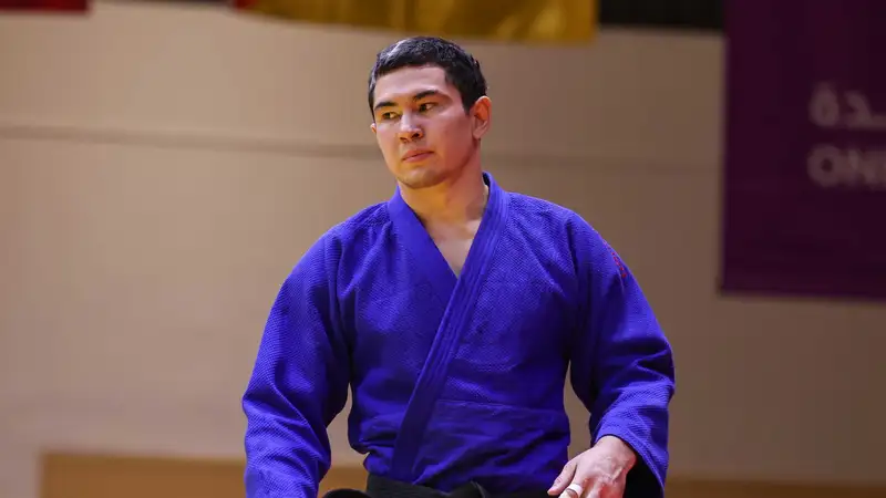 Китайский дзюдоист не дал казахстанцу победить на топ-турнире в Ташкенте