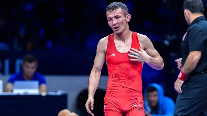 Триллер: в невероятном сражении казахстанский борец завоевал "бронзу" на топ-турнире
