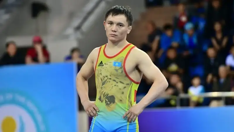 Казахстанский борец был "уничтожен" иранцем на топ-турнире в Албании