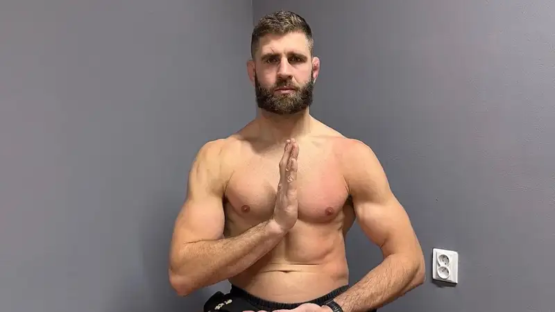 "Я не удивлён": Прохазка высказался о решении Перейры освободить титул UFC