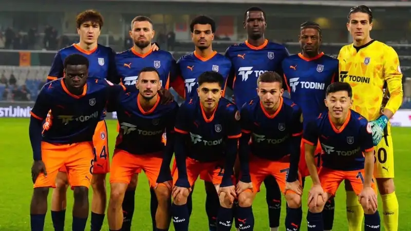 "Башакшехир" с узбекскими футболистами в составе потерпел поражение в Кубке Турции