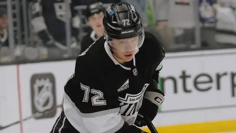 Артемий Панарин