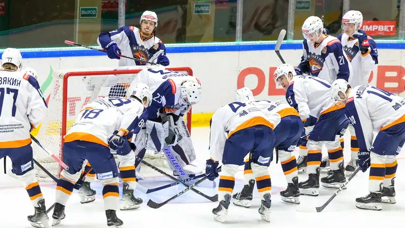 Голкипер сборной Казахстана помог клубу ВХЛ завоевать нужные очки в чемпионате